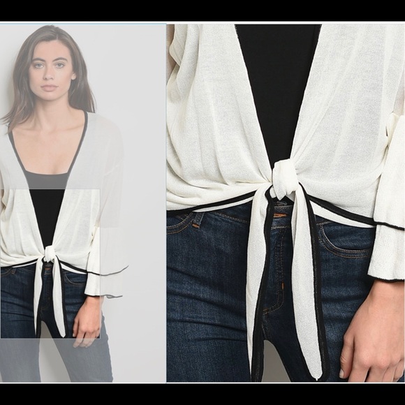 Sale! Ivory and black Top - Picture 2 of 6